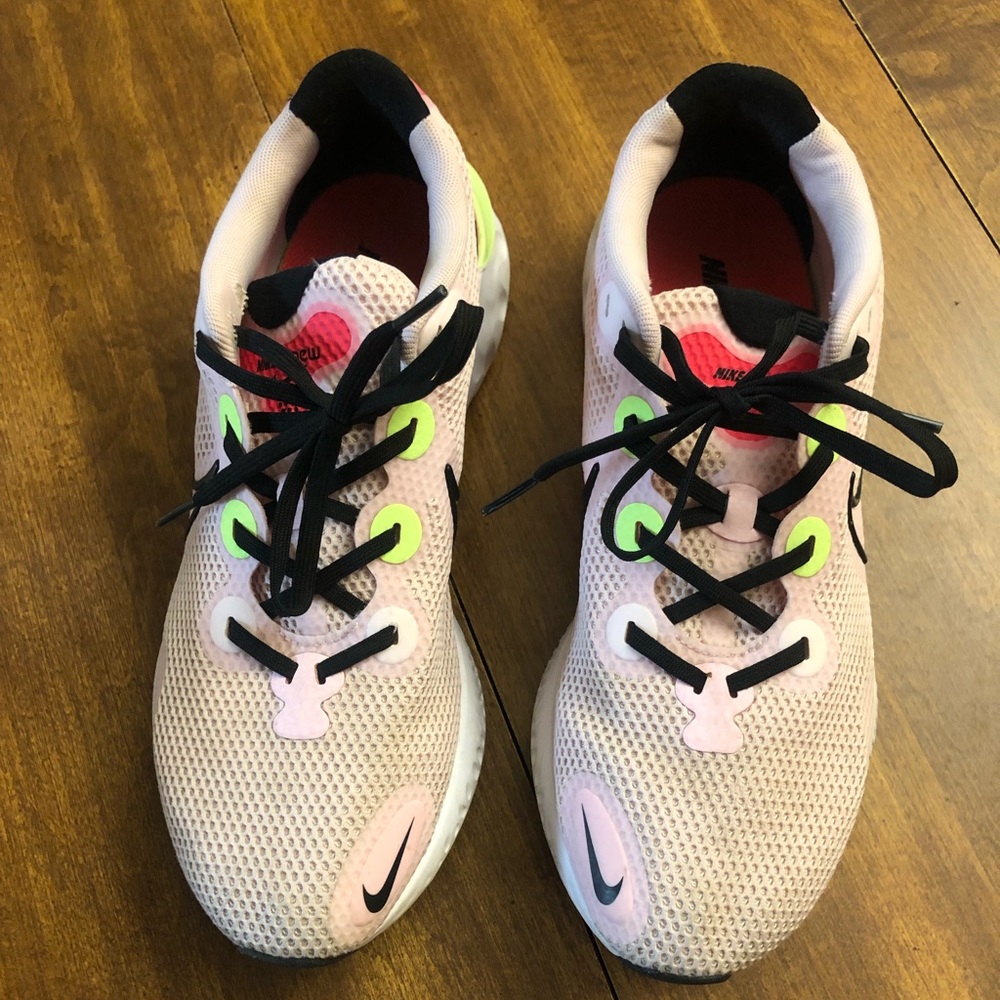 Nike Renew Tennis Shoes